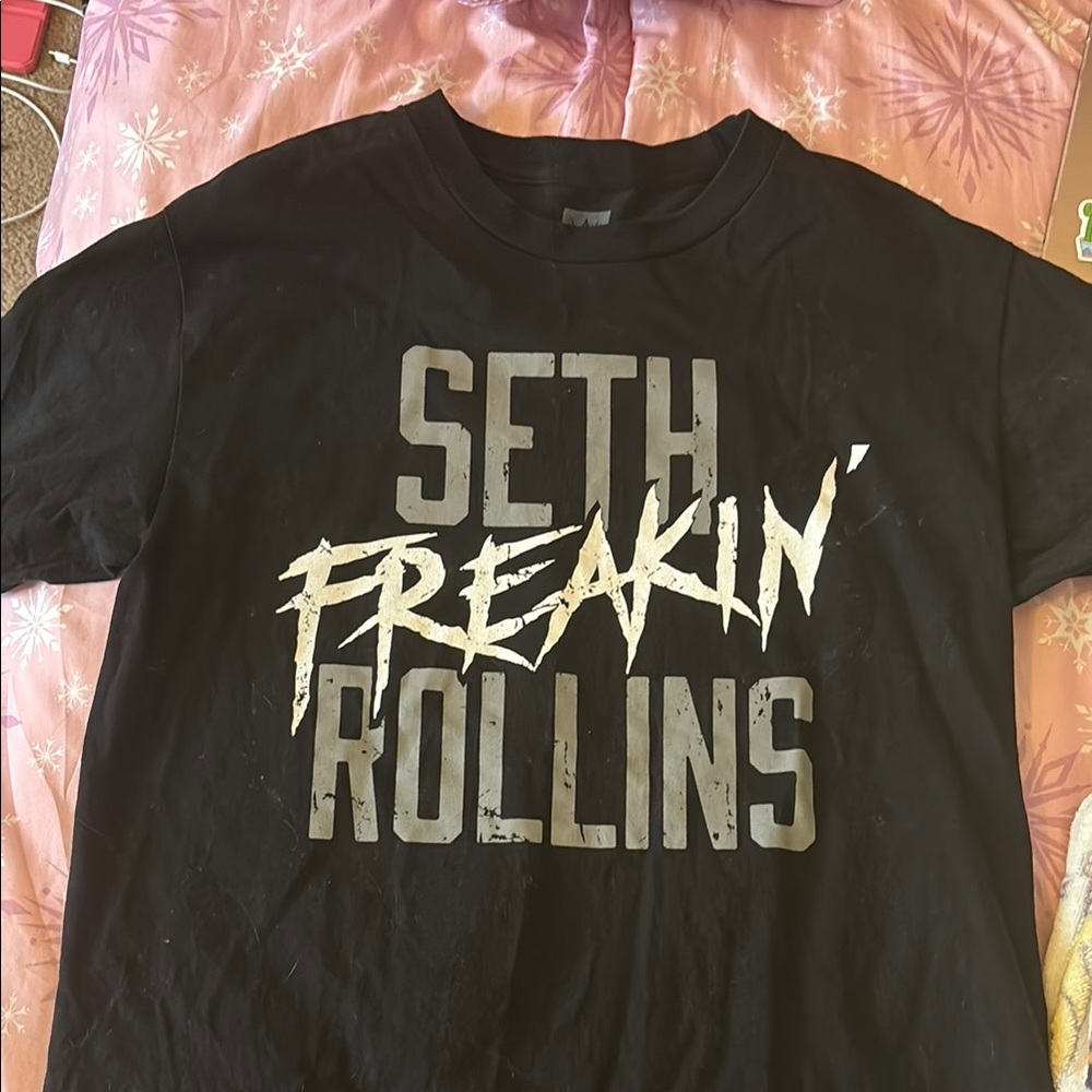 WWE - Seth Rollins shirt